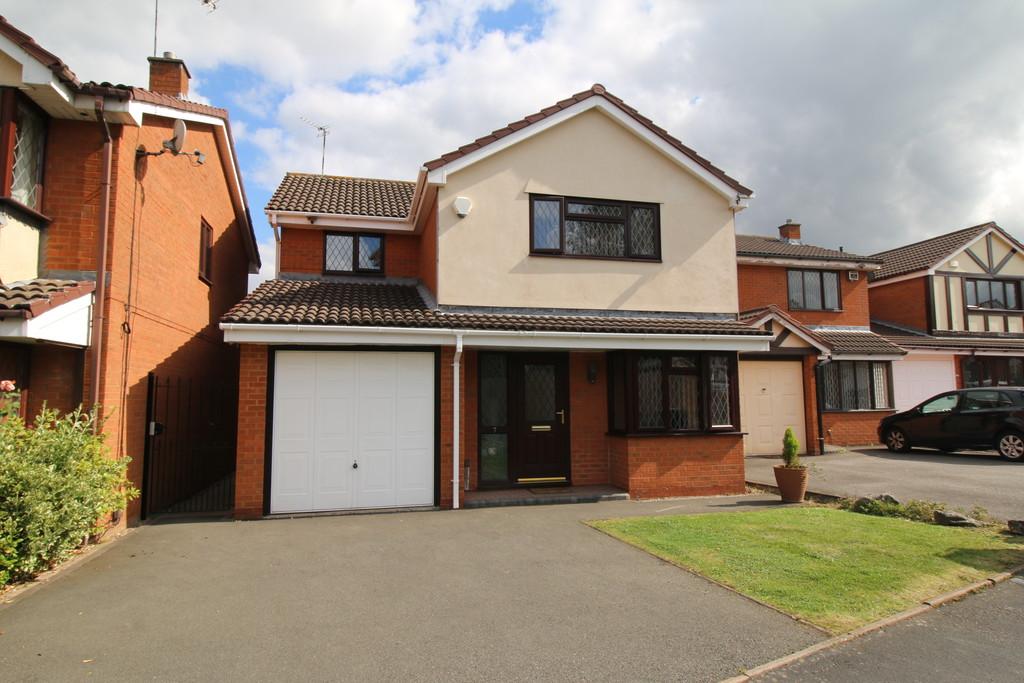 Tewkesbury Drive, Bedworth 4 bed detached house £279,950