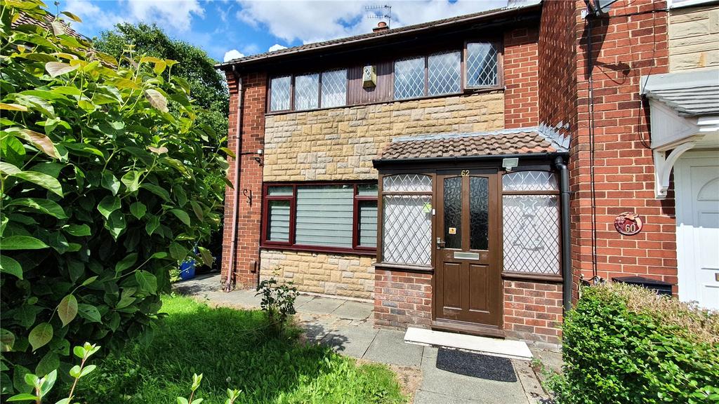 Hopwood Road, Middleton, Manchester, M24 3 bed end of terrace house £