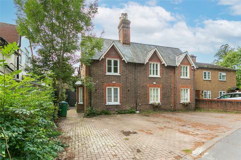 2 bedroom semi-detached house for sale - Horseshoe Lane, Watford, Hertfordshire, WD25