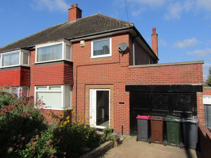 Dovedale Road, Rotherham 3 bed semidetached house £795 pcm (£183 pw)