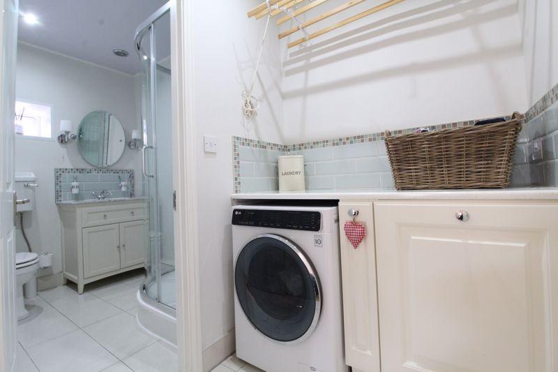 Utility/Shower Room