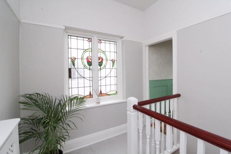 Feature Window