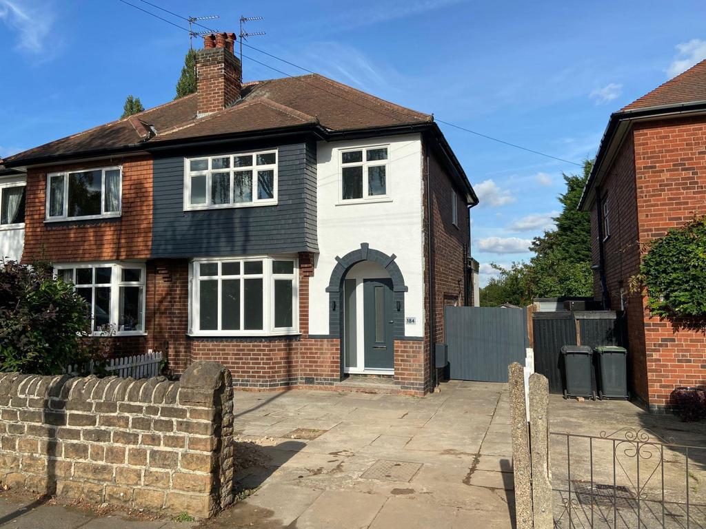 Wollaton Road, Beeston, NG9 2PH 3 bed semidetached house £350,000