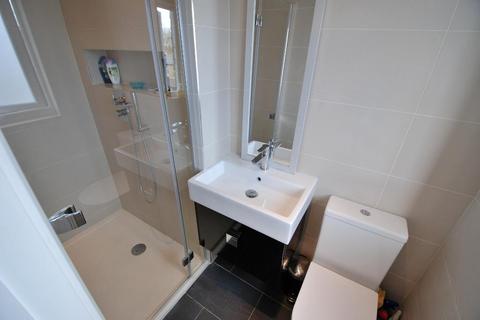 8 Devonshire Road, London, W5 4TP