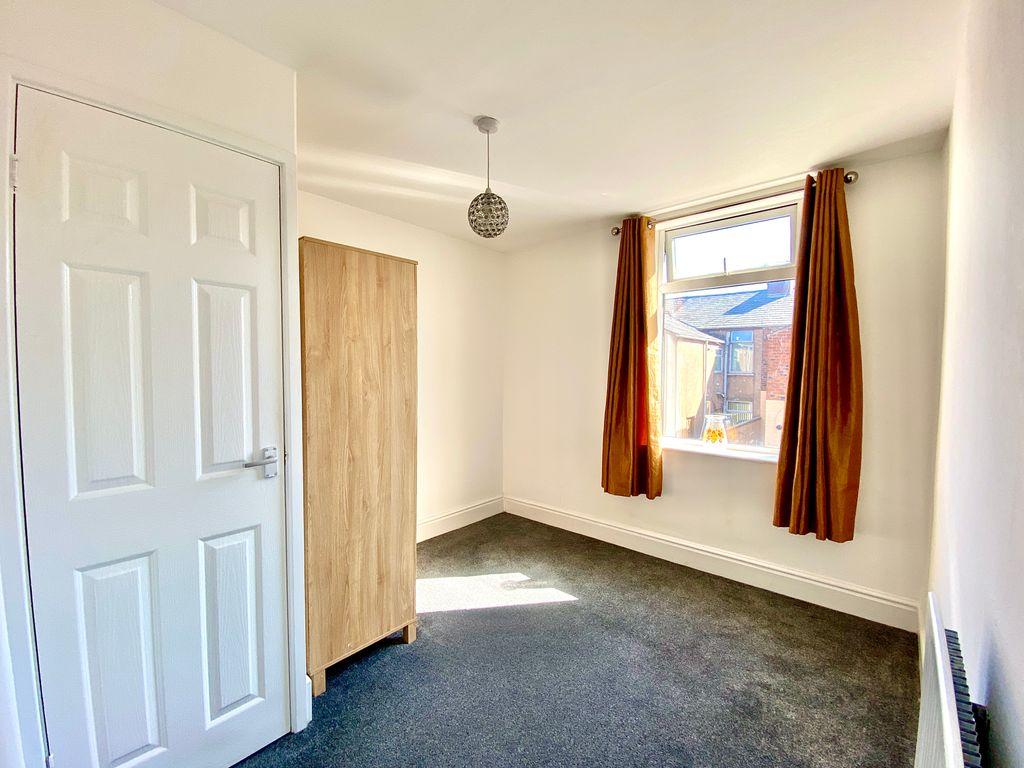 Bedroom 2 (Double)