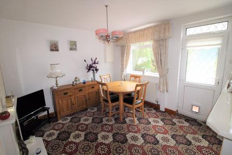 18 Aran Road, Wrexham, LL12 7BT