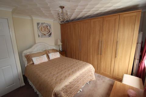 18 Aran Road, Wrexham, LL12 7BT