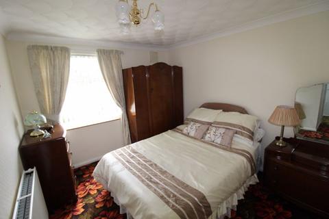 18 Aran Road, Wrexham, LL12 7BT