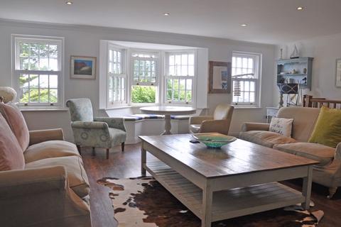 Trevennen West Grove Hill, St Mawes, Truro, TR2 5BJ