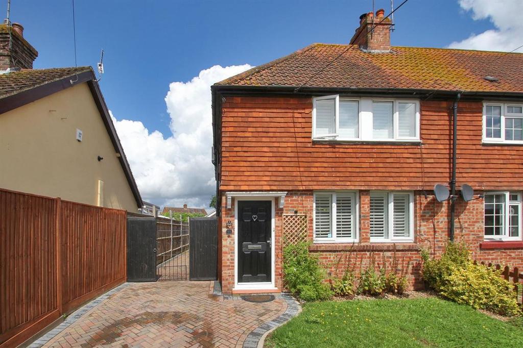 Lingfield Road, Edenbridge 3 bed end of terrace house £475,000