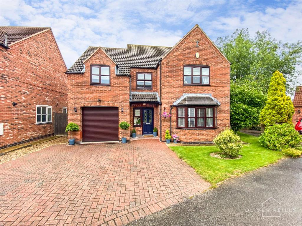 Kingsfield Court, Beckingham, Lincoln 4 bed detached house £425,000