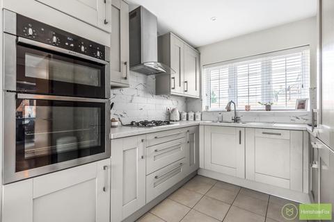 12 Bargain Close, Nursling, Southampton, SO16 0AX