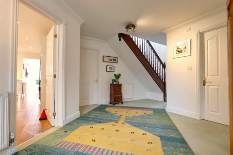 129 Rownhams Lane, North Baddesley, Southampton, SO52 9LU