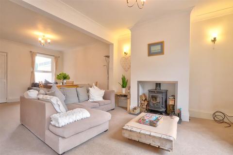 33 Botley Road, Romsey, SO51 5AG