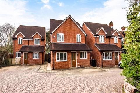 144b Botley Road, North Baddesley, Southampton, SO52 9EE