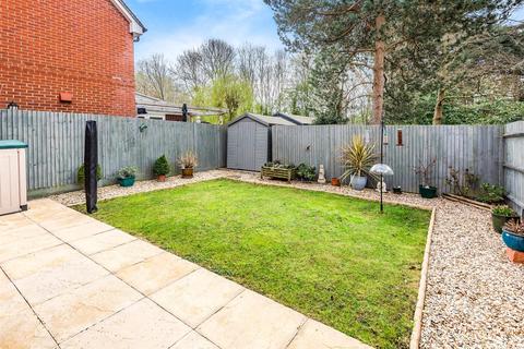 144b Botley Road, North Baddesley, Southampton, SO52 9EE