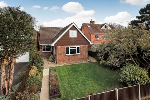 16 Cupernham Lane, Romsey, SO51 7JH