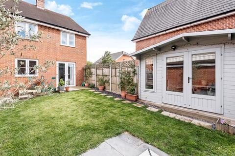 46 Knights Meadow, North Baddesley, Southampton, SO52 9AF