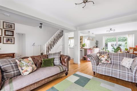 5 Alder Close, Whitenap, Romsey, SO51 5SJ