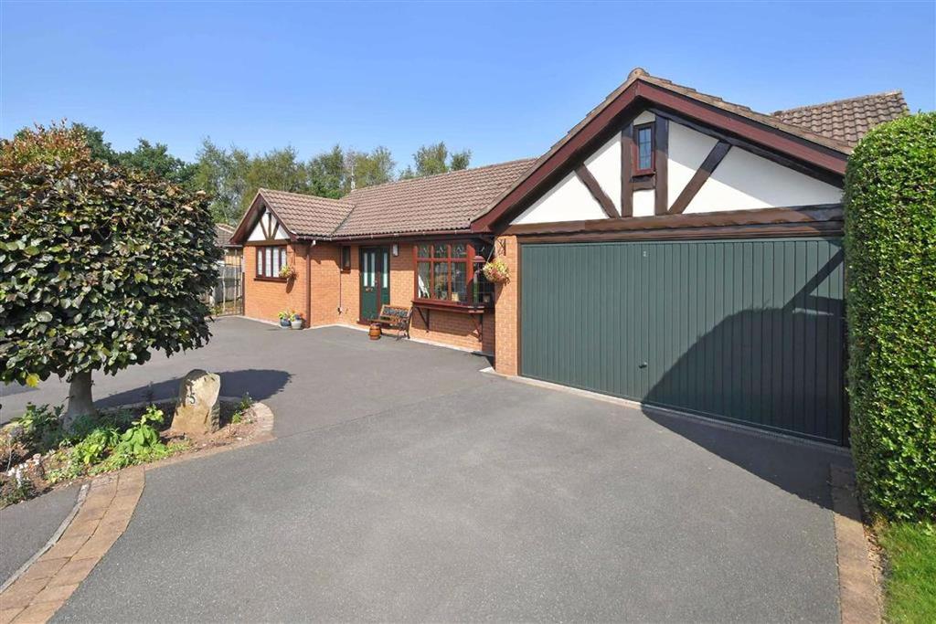 Kingsley View, Cheddleton 3 bed detached bungalow £425,000
