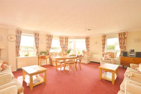 1 bedroom apartment for sale - RETIREMENT HOME * LAKE