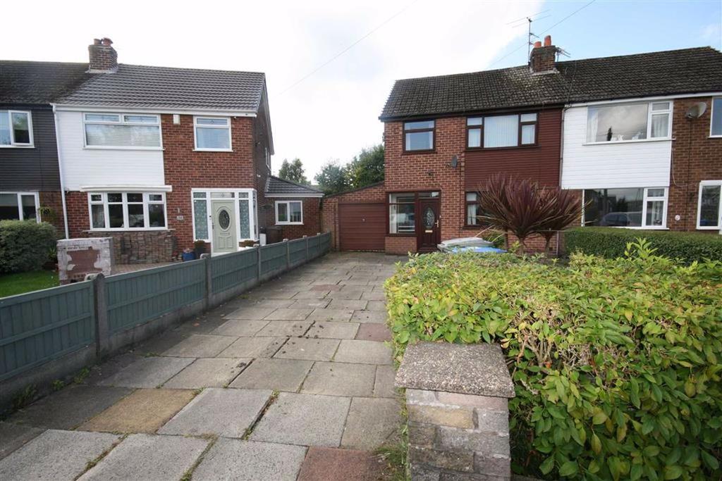 Heather Avenue, Droylsden 3 bed semidetached house £249,950