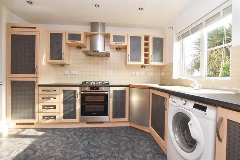 8 Grenada Close, Eastbourne, BN23 5TJ
