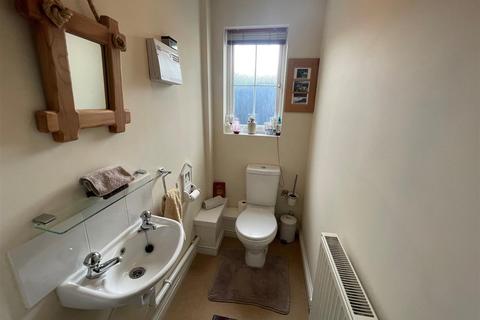 63 Alban Road, Llanelli, SA15 1EP