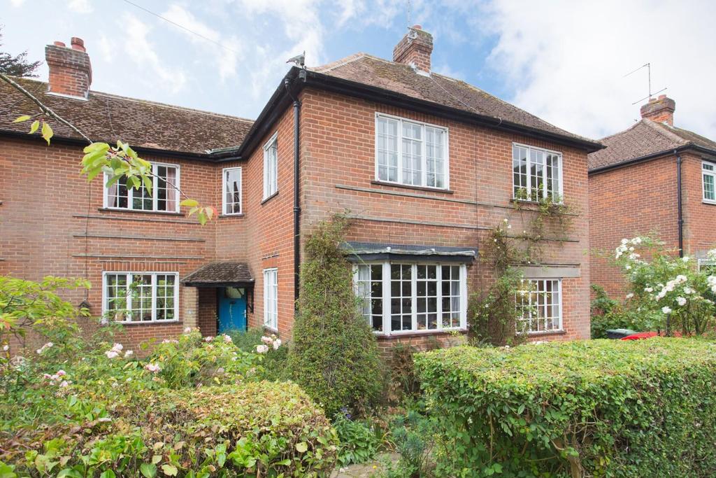 Downs Road, Canterbury 4 bed semidetached house £500,000