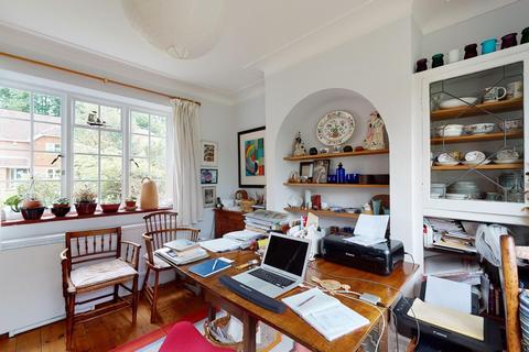 6 Downs Road, Canterbury, CT2 7AY