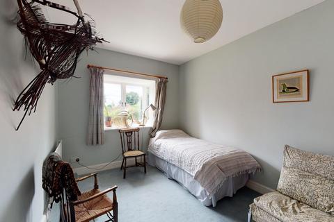 6 Downs Road, Canterbury, CT2 7AY