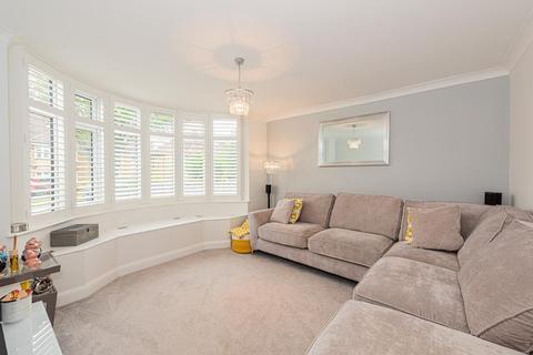 106 Meadowview Road, Epsom, KT19 9UA
