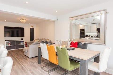 106 Meadowview Road, Epsom, KT19 9UA