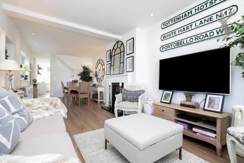 8a Ivy Chimneys, Epping, CM16 4EL