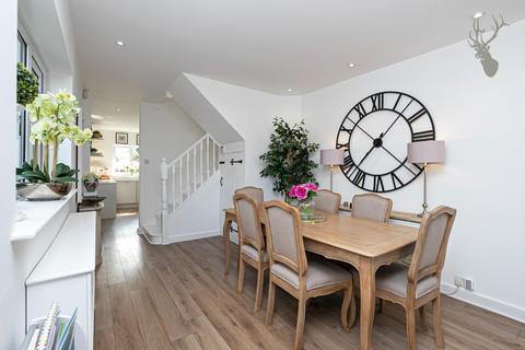 8a Ivy Chimneys, Epping, CM16 4EL