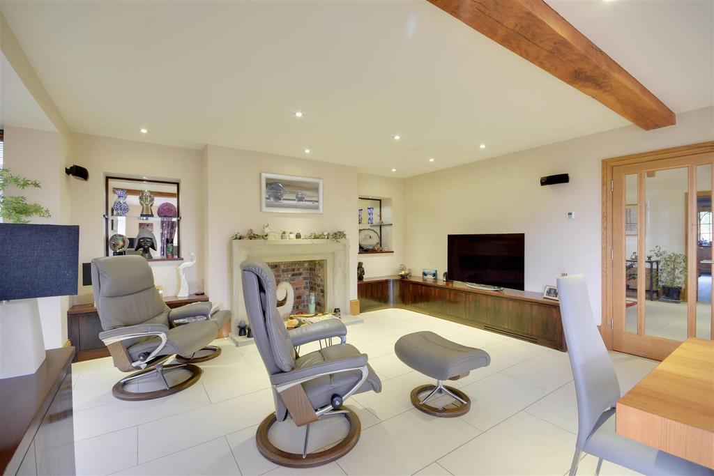Living / dining room