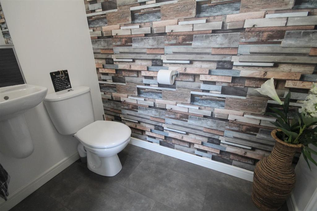 Cloak room.jpg