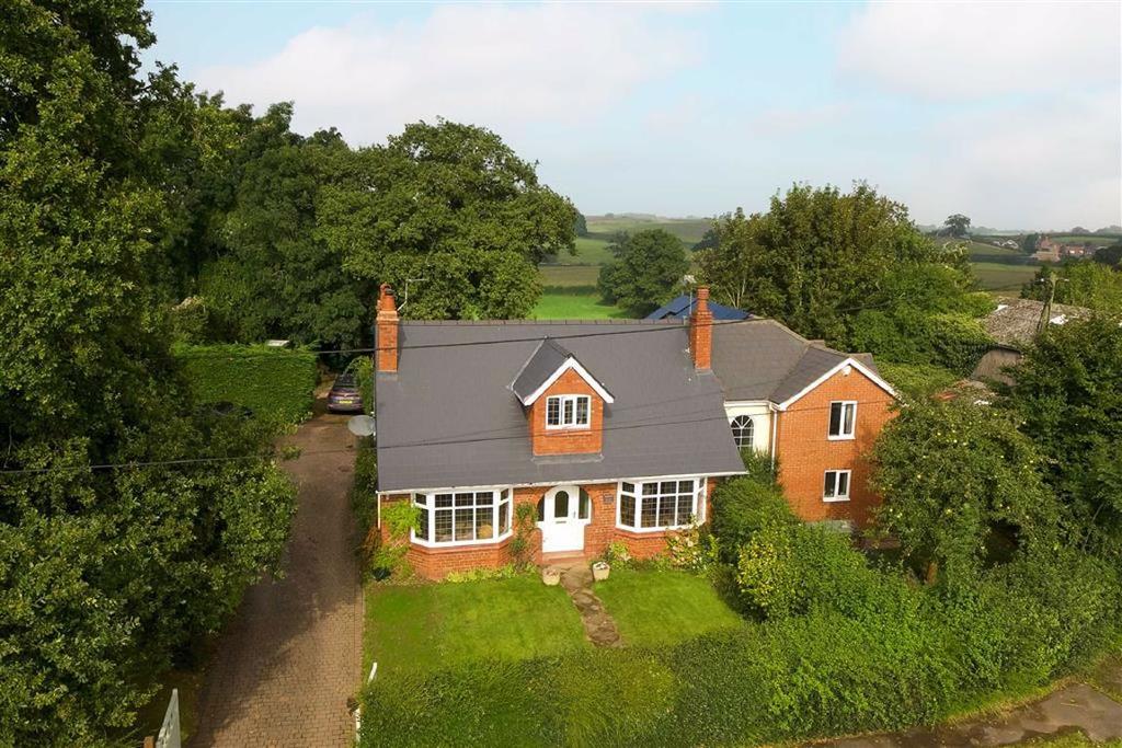 Welshampton, Nr Ellesmere, SY12 5 bed detached house £425,000