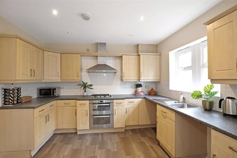 41 Tuke Grove, Wakefield, WF1 4SL
