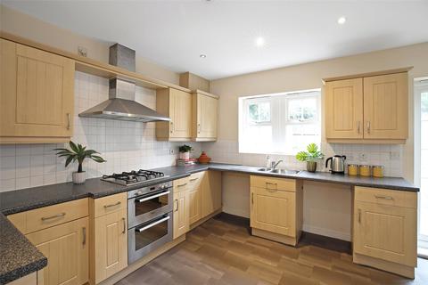 41 Tuke Grove, Wakefield, WF1 4SL