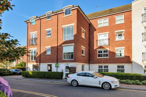 40 Tobermory Close, Slough, SL3 7JG