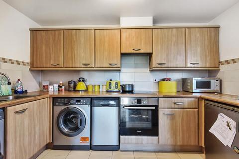 40 Tobermory Close, Slough, SL3 7JG