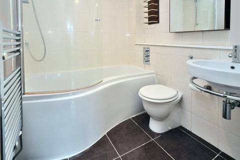28 Chelsea Gardens, Sutton, SM3 9TN