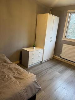 undefined, Room 4, Ilsham Grove