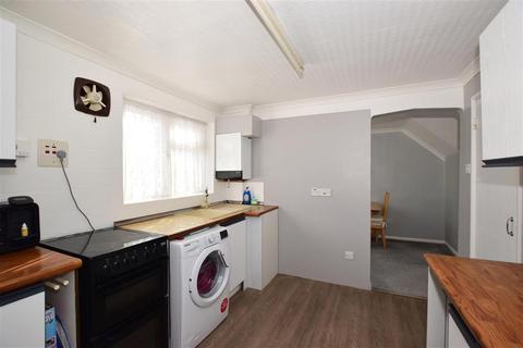 16 Sheppey Close, Erith, DA8 2JX