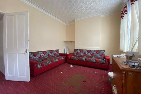 22 Barker Street, Oldbury, B68 9UQ