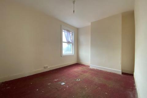 22 Barker Street, Oldbury, B68 9UQ