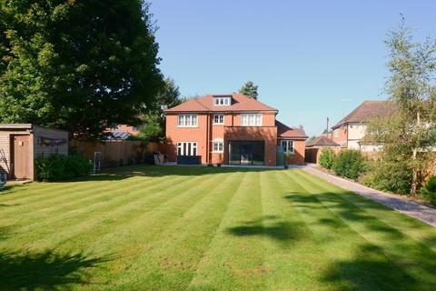 Chapel Porth Fearn Close, East Horsley, Leatherhead, KT24 6AD