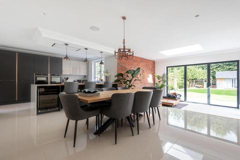 Chapel Porth Fearn Close, East Horsley, Leatherhead, KT24 6AD