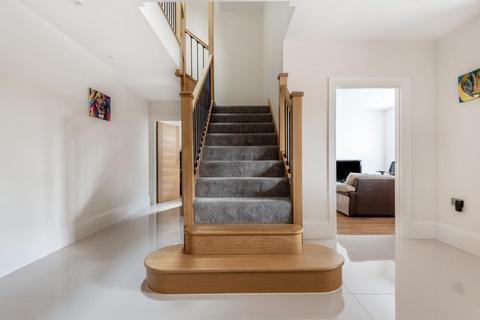 Chapel Porth Fearn Close, East Horsley, Leatherhead, KT24 6AD